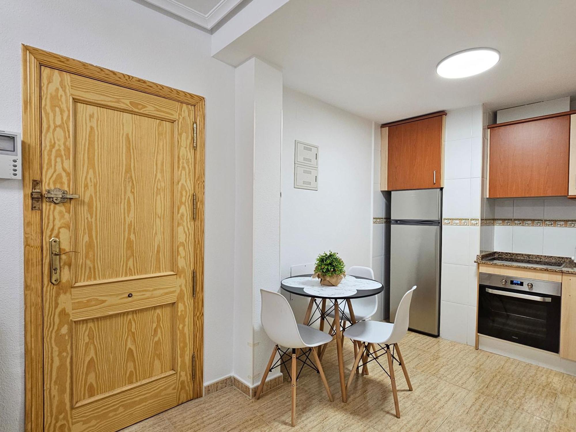 Formentera de Segura Bonito Apartamento Con Piscina מראה חיצוני תמונה
